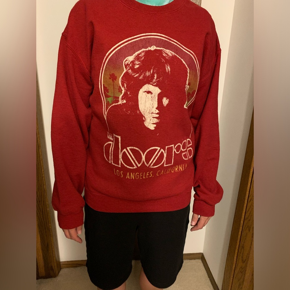 The Doors Red Graphic Sweatshirt in great condition white tag was cut out.